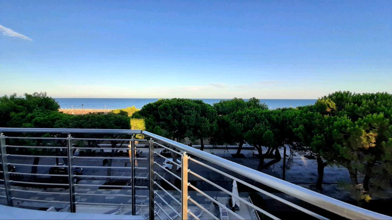 Grand Hotel Playa Lignano Sabbiadoro Exterior foto
