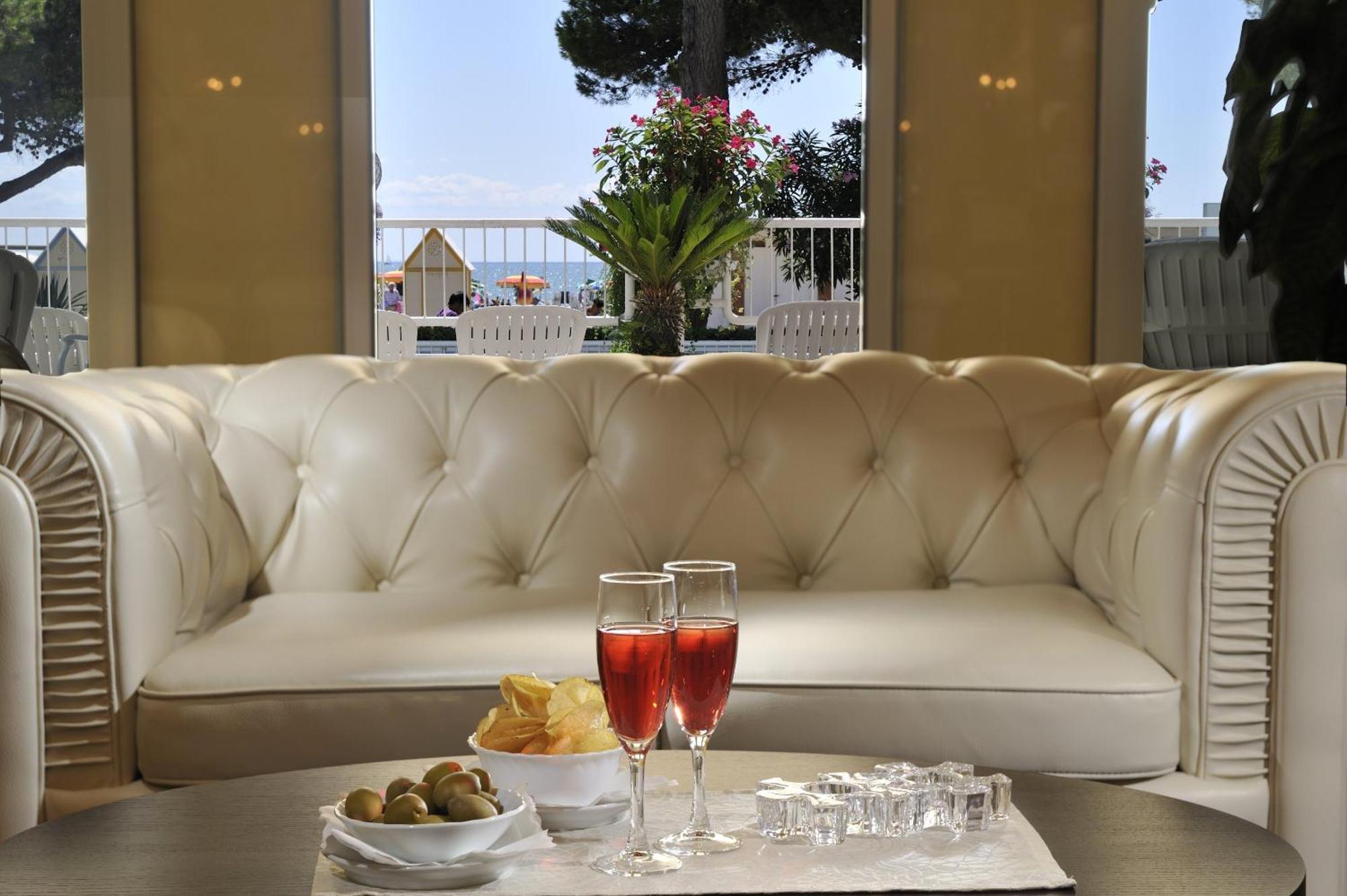 Grand Hotel Playa Lignano Sabbiadoro Exterior foto