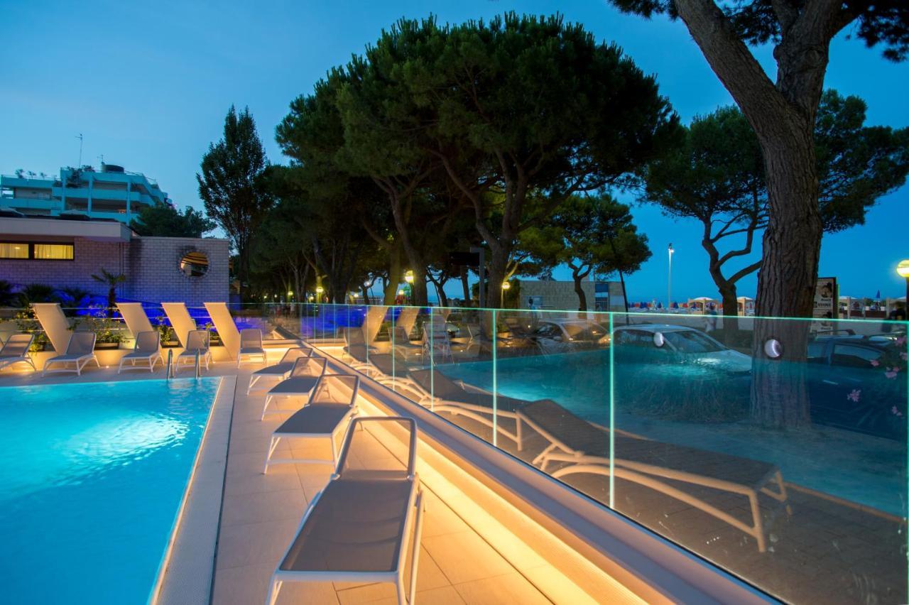 Grand Hotel Playa Lignano Sabbiadoro Exterior foto
